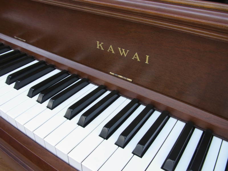 株式会社ピアノプラザ | KAWAI KL-11KF